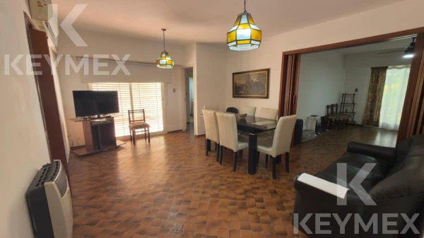 PH de 2 dormitorios en venta, La Plata
