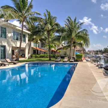 Departamento en  Venta en Puerto Aventuras