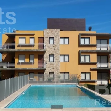 Venta departamento a estrenar 2 ambientes con cochera y vista a la playa