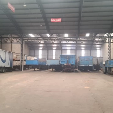 Deposito en ALQUILER de 1800 m2 cubiertos - Parque industrial Morón
