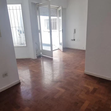 PH 5 Amb con Patio Terraza y Balcon ideal uso comercial  Apto CREDITO