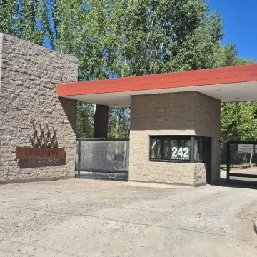 Terreno en Venta , La Alameda, Gral Roca La  bodega al 200