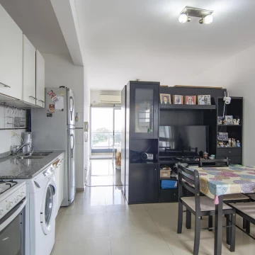 Venta Departamento 1 ambiente con cochera Lanús Este