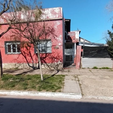 Casa/ Permuto en Merlo