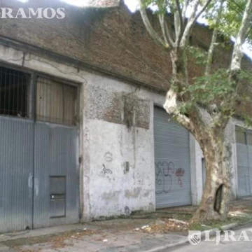 Depósito en Tigre