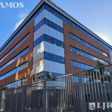 Alquiler de oficina de 2.600 m2 en Olivos