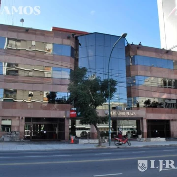 Alquiler de oficina de 575 m2 en Vicente López