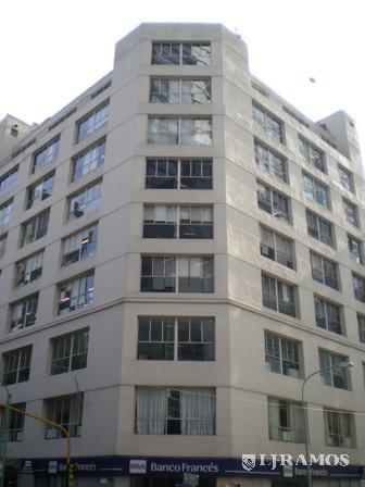 01-FACHADA