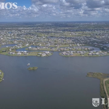 Terreno en Puertos del Lago - BARRIO AMARRAS