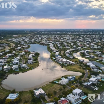 Terreno en Puertos del Lago - BARRIO AMARRAS