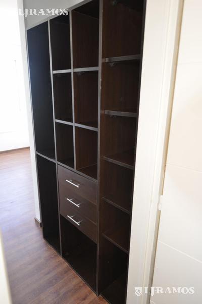 11 - VESTIDOR