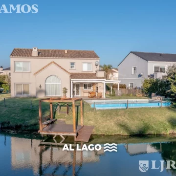 Casa a la laguna con 4 dormitorios en venta y/o alquiler en Barrancas del Lago.