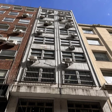 Oficina en venta y alquiler en Microcentro de 117 m2