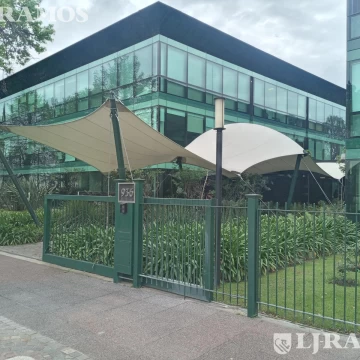 Alquiler de oficina de 220 m2 en Martínez