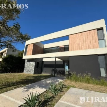 Casa en  venta en Puertos / Escobar