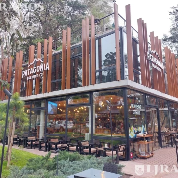 Local en Parque Leloir
