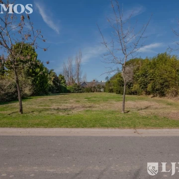 Lote interno de 850 m2, en venta en Santa Catalina