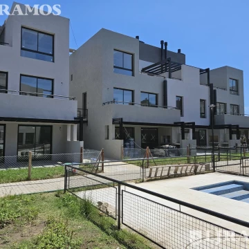 Departamento de 4 ambientes a estrenar en Town Kiri