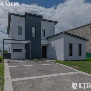 Excelente Casa a estrenar en Barrio San Pablo 