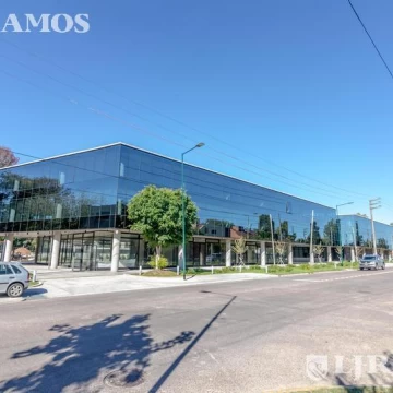 Alquiler de oficina de 88 m2 en San Isidro