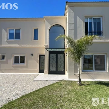 Casa en venta en el Barrio Vistas, Puertos / Escobar