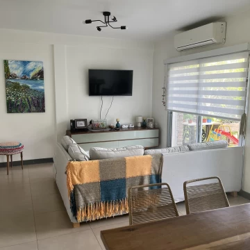 Casa tipo duplex de 4 amb  en venta en El Sendero - Nordelta