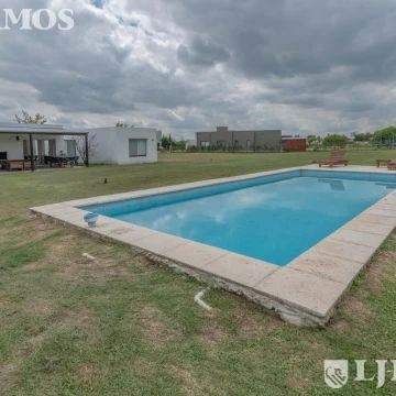 OPORTUNIDAD VENTA CASA San Sebastián A1 NO APTO CREDITO MB