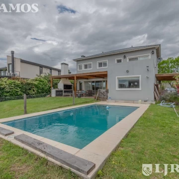 Casa en venta en el Barrio Vistas - Puertos / Escobar