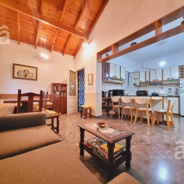 Casa en Venta en Villa Ballester - Cuatro Ambientes - lote 15 m x 50 m
