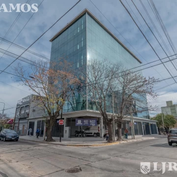 Edificio Comercial en Berazategui