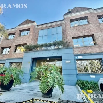 EDIFICIO DE OFICINAS LOMAS DE SAN ISIDRO