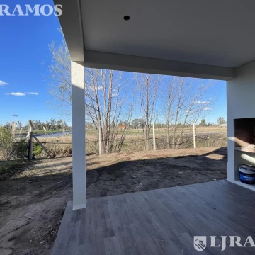 Casa en venta  en Vila Marina II