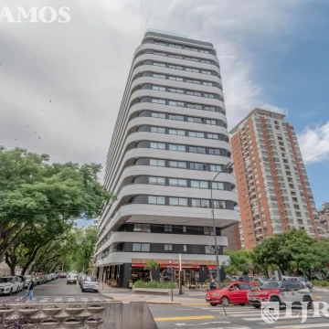 HUB CABILDO. Av. Cabildo y Jaramillo.