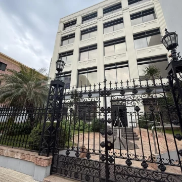 Edificio Comercial en venta de 3354 m2 en San Telmo