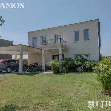 Casa En El Canton -  Barrio  Puerto PG