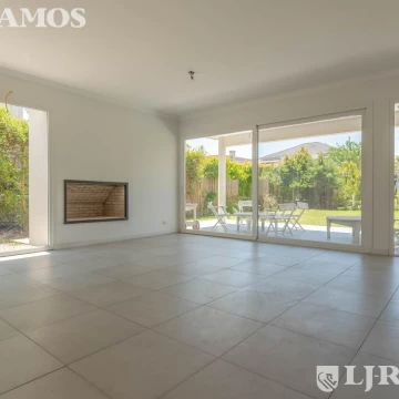 Casa en alquiler en LOS SAUCES - NORDELTA