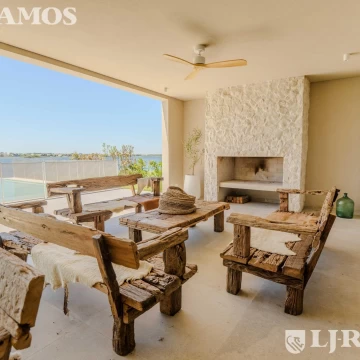 Casa al Lago en el Barrio Costas, Puertos / Escobar