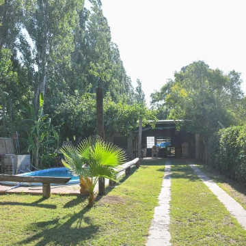 Quincho con Pileta en Venta 500 m2 terreno