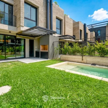CASA - Casa de 3 Dormitorios con pileta exclusiva - Fisherton, Rosario.