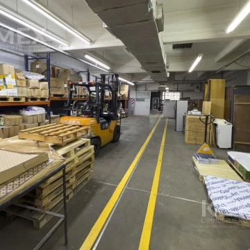 Nave industrial con oficinas – imprenta, logística, producción o depósito