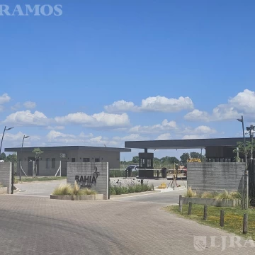 Lote de 765 m2 listo para construir en BAHÍA VILLANUEVA