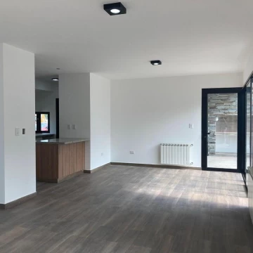 Duplex en venta greenville 2 3 dorm