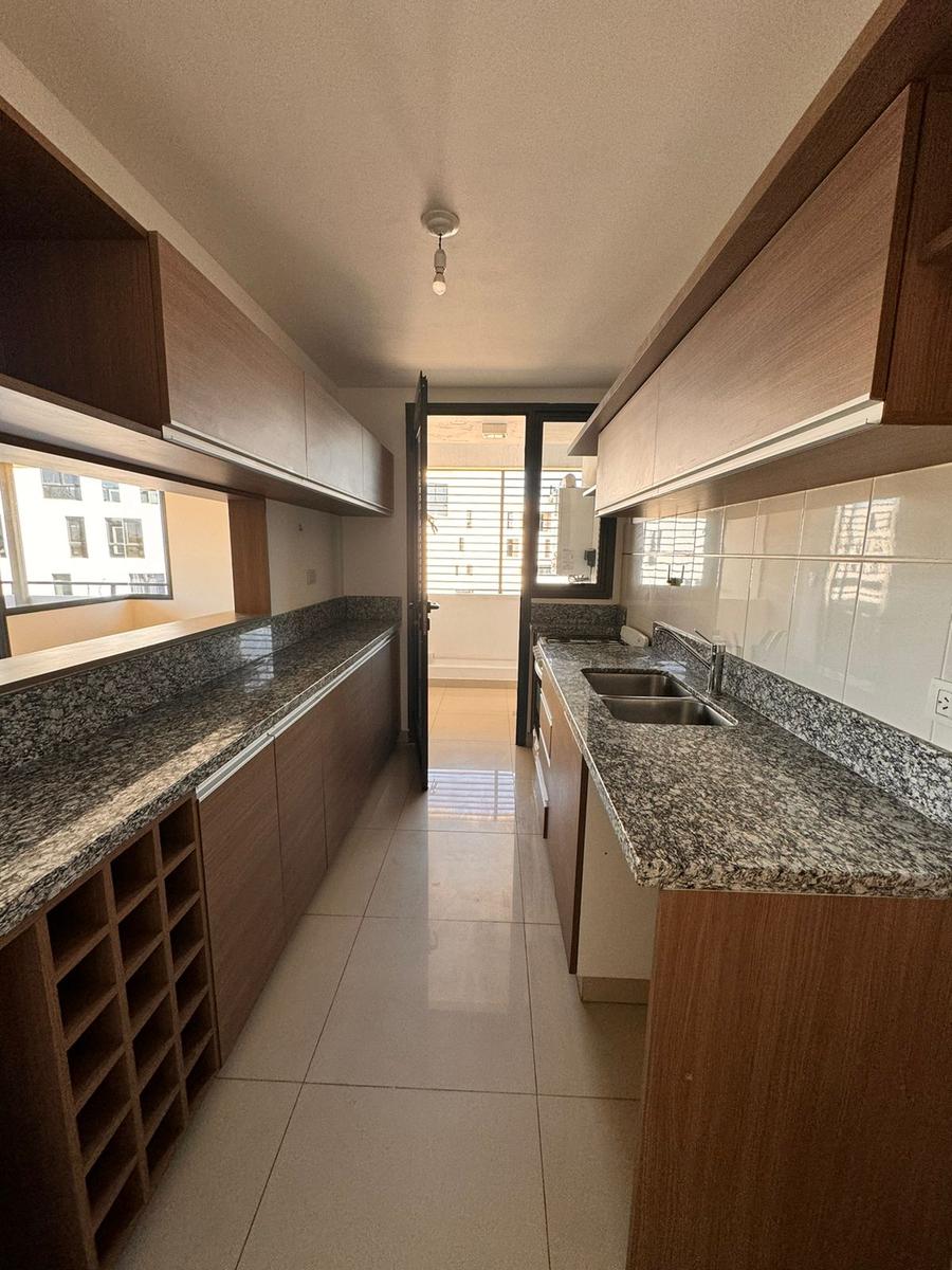 Cocina con espacio Lavavajilla