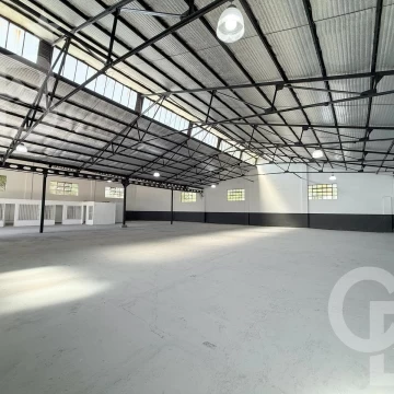 Naves anexables 100-900 m2 en Parque empresarial - Zona Sur