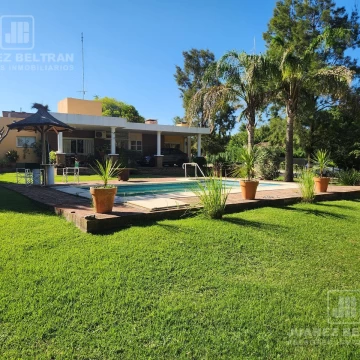 Venta - Casa 3 dormitorios una planta - Country 4 Hojas