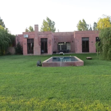 Casa en alquiler, barrio cerrado El Malacate, Capilla del Señor