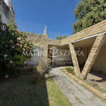 Casa en venta San Antonio De Padua 3 ambientes