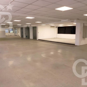 Venta Oficina 512 m2 - Seguridad 24 hs. Financiación 70 % 