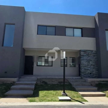 Casa Dúplex  en Venta en Spring Park, Pilar, G.B.A. Zona Norte