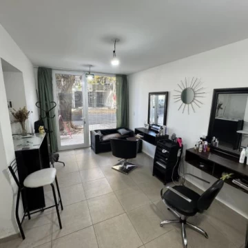 VENTA - Local comercial de 27 m² -  Barrio Echesortu, Rosario.
